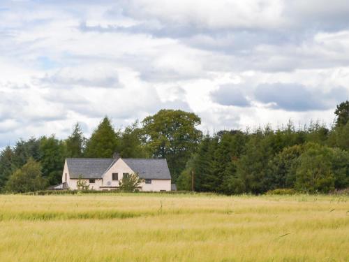 Bramble Cottage | Meigle, PH12 | Hotels & BB's